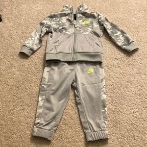 Nike baby boys outfit
